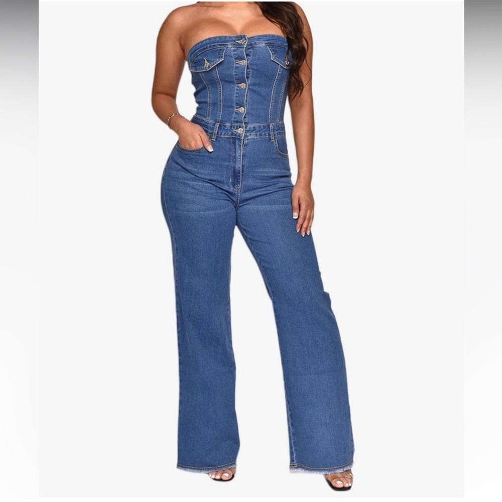 Stretchy Blue Denim Jumpsuit With Silver Buttons And Pockets